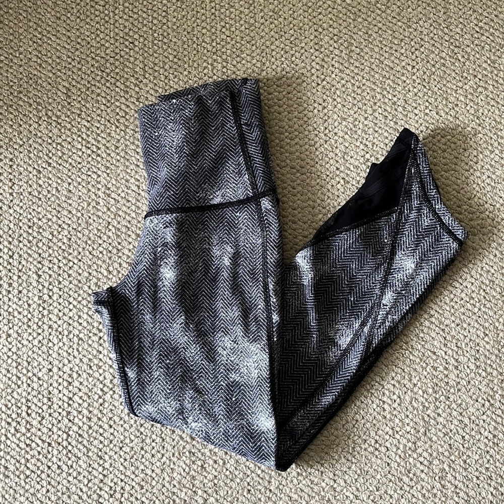 Lululemon leggings​
